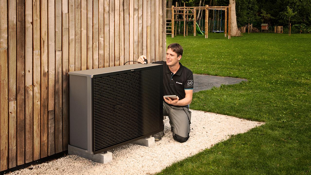 EDF MD says training needed to realise government heat pump ambition image