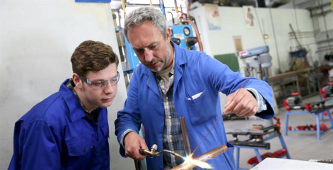 Unite warns that new levy could result in sub-standard apprenticeships image